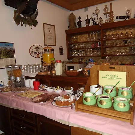 Hotel-garni Kaiserhof Hotel